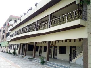 Hotel Kedar Dham