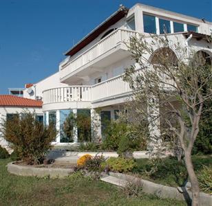 Villa Residence Lantoni