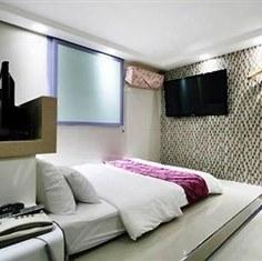 MW Hotel