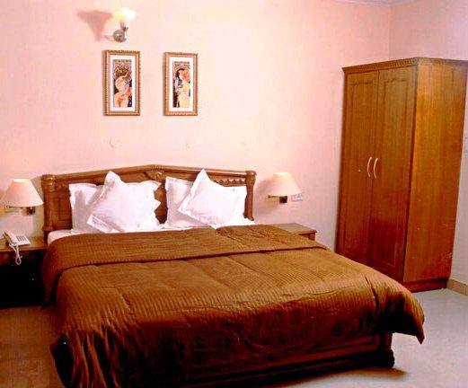 Crown Residence Bed and Breakfast Gurgaon