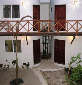 Hostal Jardin Mahahual