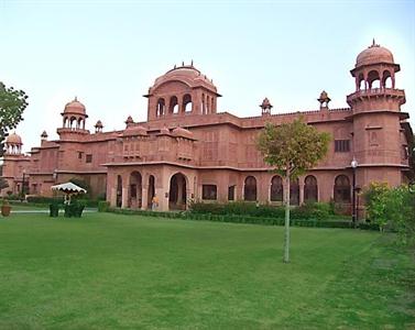 Lallgarh Palace