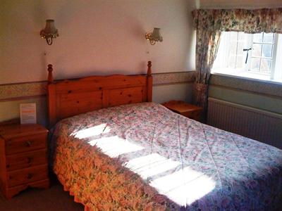 Gatehangers Inn