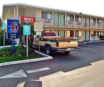 Motel 6 Santa Barbara Goleta