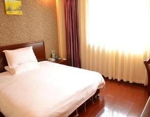 Green Tree Inn Changshu Zhaoshangcheng Express Hotel