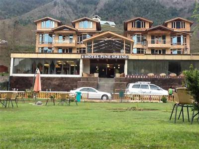 Hotel Pine Spring Pahalgam