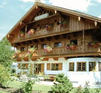 Landhaus Christl Am See Bad Wiessee