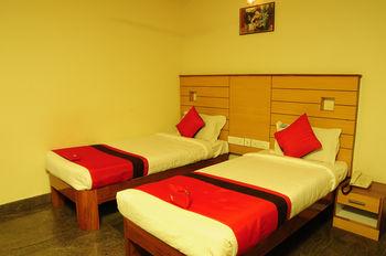 OYO Rooms Srinivasam Complex