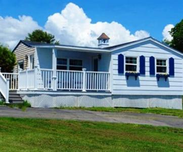 Colonial Gables Oceanfront Village Rentals Belfast (Maine)