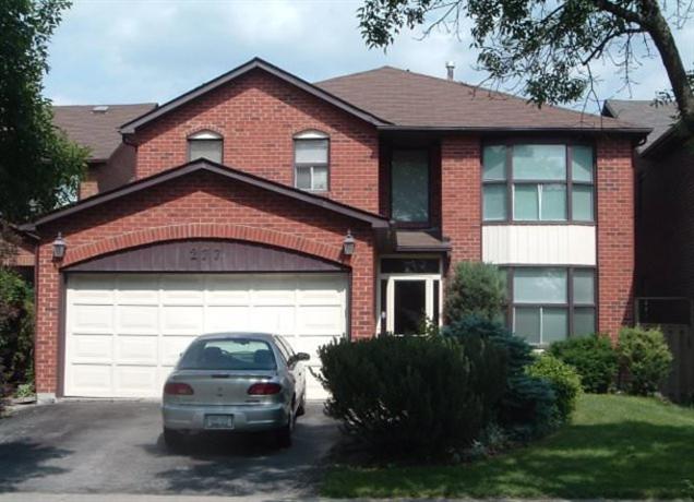 Homestay in Thornhill near Beth Avraham Yoseph of Toronto