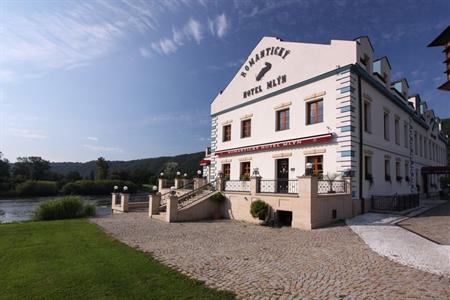 Romantic Hotel Mlyn Karlstejn