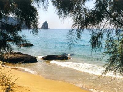 Sebastian's Family Taverna & Accommodation