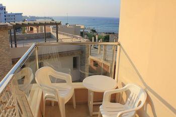 Fig Tree Bay Apartments