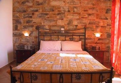 Acti Plaka Apartments