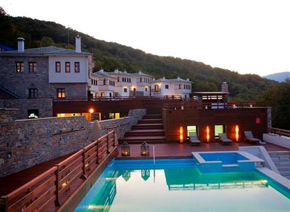 12 Months Luxury Resort