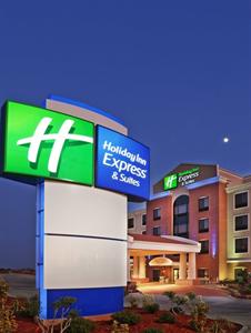 Holiday Inn Express & Suites Eureka