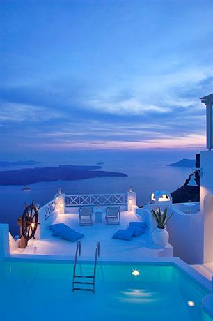On the Rocks Hotel