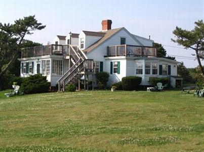 Lighthouse Inn