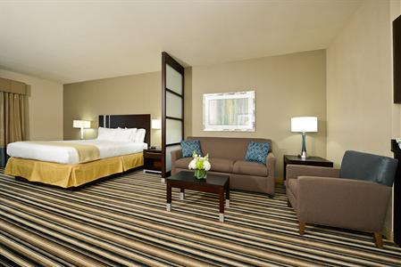 Holiday Inn Express Hotel & Suites Forrest City