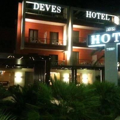 Deves Hotel