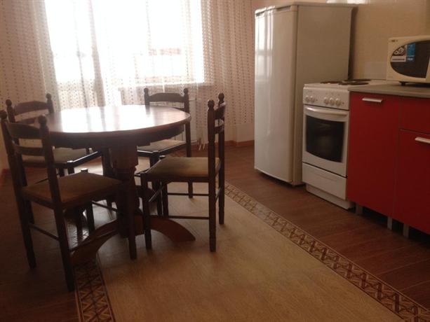 Apartamenty na Ulitsa Dalnevostochnaya 108