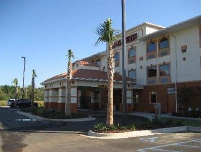 Bay Inn & Suites