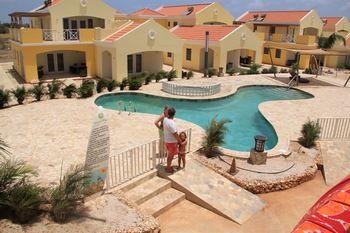 Bonaire Village