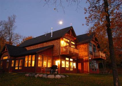 Trappers Landing Lodge