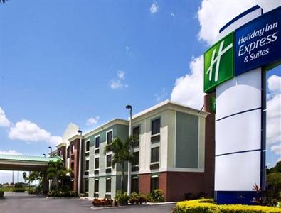 Holiday Inn Express Clewiston