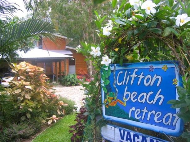 Clifton Beach Retreat