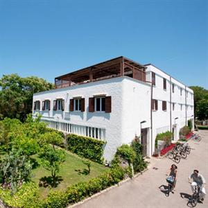 Baja Domizia Villaggio