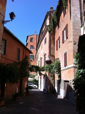 Hotel Domus Tiberina