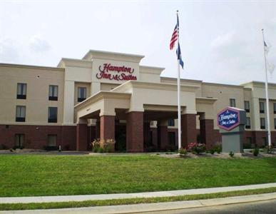 Hampton Inn & Suites Madisonville