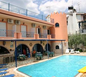 Kleoni Club Apartments