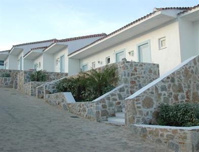 Kivo Hotel & Suites