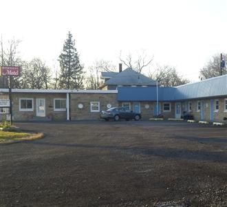 Altamont Motel