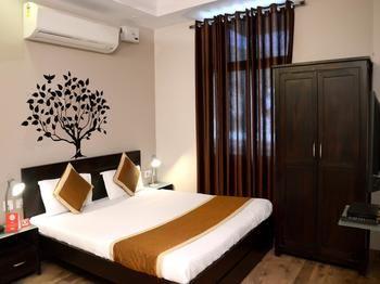 OYO Rooms BNB Mansarovar