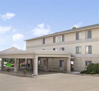 Maquoketa Inn and Suites