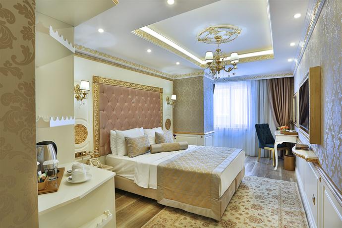 Hotel Emirhan Palace