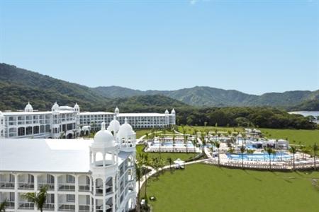 Hotel Riu Festival