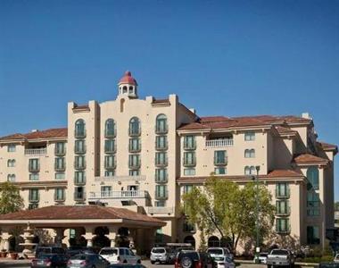 Embassy Suites Indianapolis North