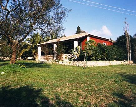 Arginousa Holiday Houses