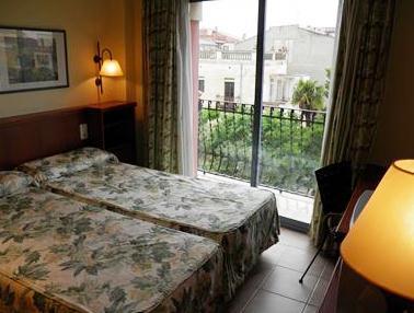 Hotel St Jordi Montbrio del Camp