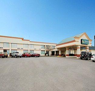 Quality Inn and Suites Clarion