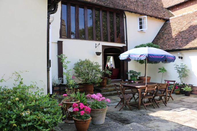 Homestay in Roydon near Roydon Railway Station