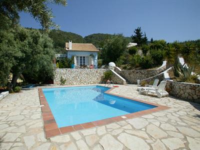 Agios Nikitas Villas