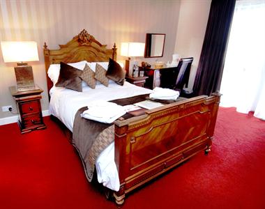 Cliffemount Hotel