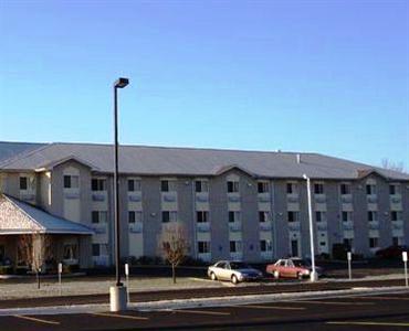 Ameristay Inn and Suites Batavia