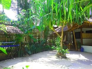 Matanjak Guesthouse and Surfshop