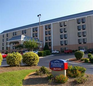 Fairfield Inn & Suites Hanes Mall Winston Salem